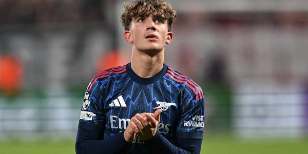 英超和欧冠双纪录！15岁阿森纳神童创造连续成就，阿尔特塔眼光犀利