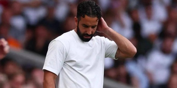 曼联主帅下课风波引发猜测，阿莫林成“下一个”焦点？